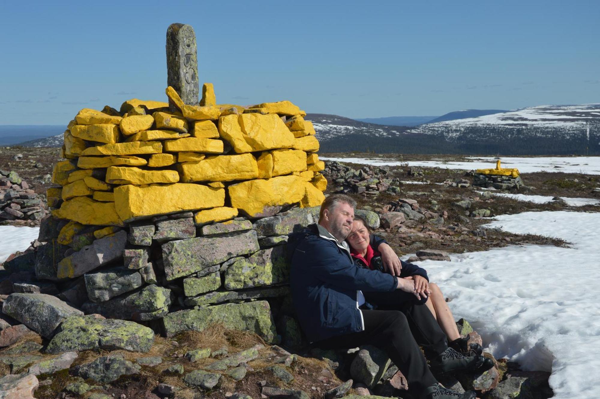 Hytte Anno 1721 Uten Internett, Strom, Vann - Men Med Rodmalt Utedo Ljørdal Zewnętrze zdjęcie